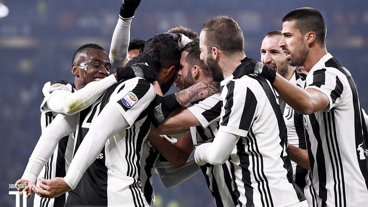 欧冠改制后连续3场破门最年轻榜单：17岁卡尔居首，姆巴佩次席（欧冠改制后连三场进球最年轻榜：17岁卡尔领跑，姆巴佩居次）