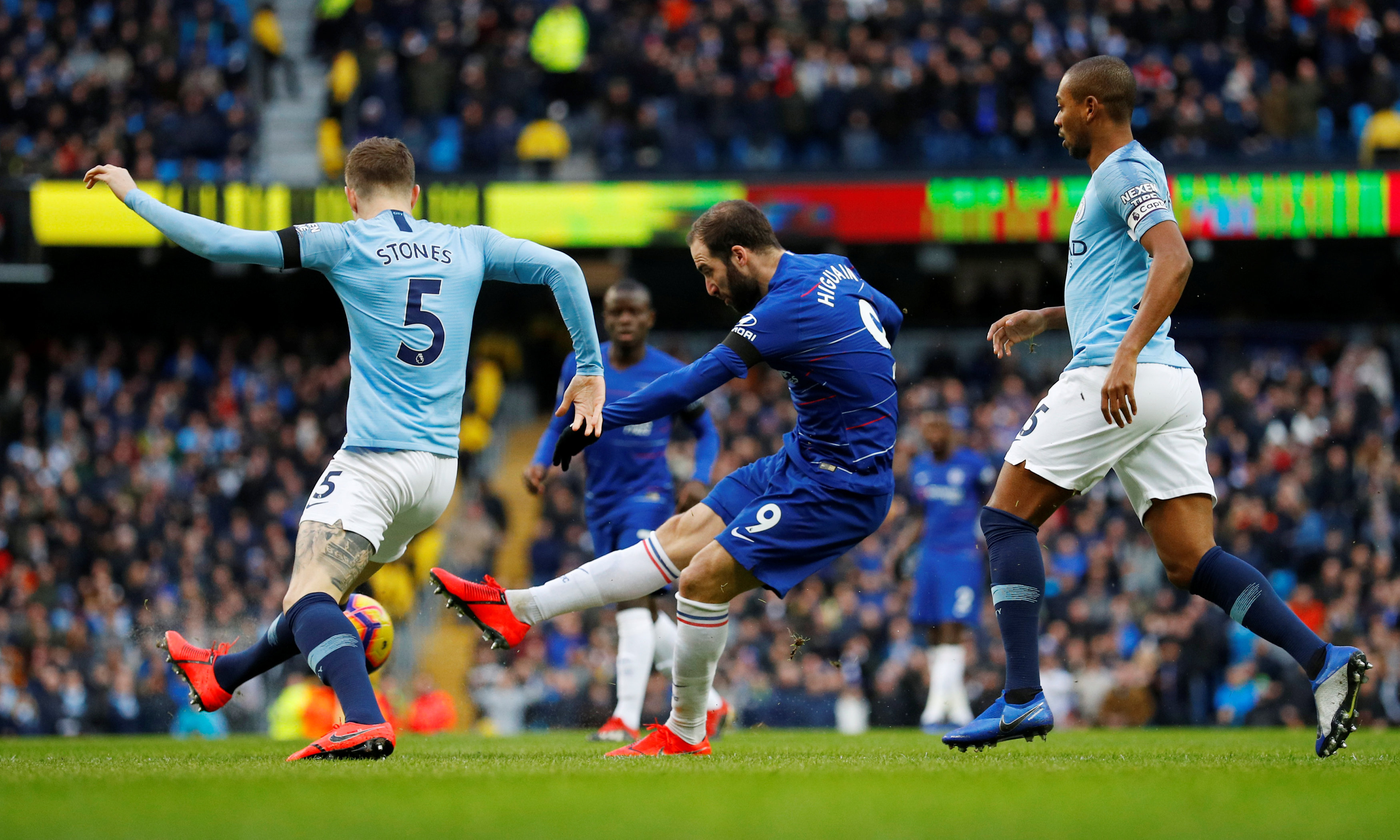 一周内两战同一对手！AC米兰先赢后输出局，防守进攻问题暴露！