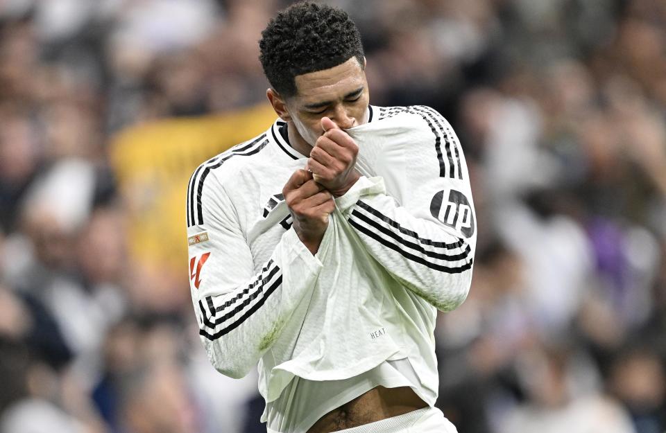 迪洛伦佐：球队的发挥堪称完美，希望我们最终能捧起冠军奖杯（迪洛伦佐：球队表现近乎完美，盼最终举起冠军奖杯）