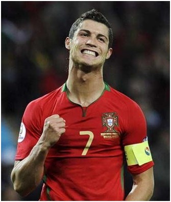 手感爆棚！新疆外援纳托尔半场7中6贡献15分