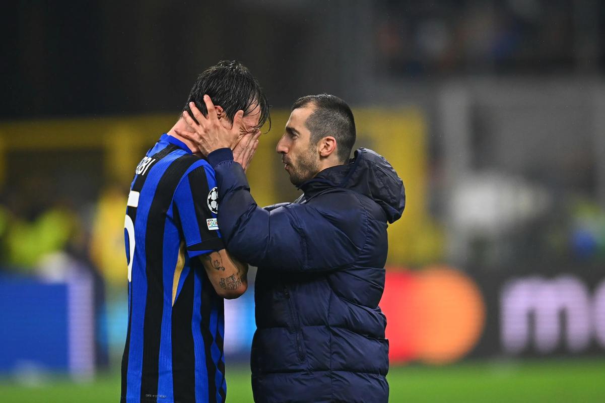 梅西助攻帽子戏法再次爆红全网（梅西上演助攻帽子戏法，再度引爆全网）