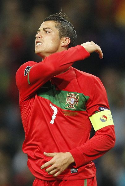 找对主帅很重要！他上任后，森林7战仅输1场狂揽14分，而澳波8场0胜（选帅见分晓！他接手后森林7战仅1负豪取14分，澳波却8场仍无胜绩）