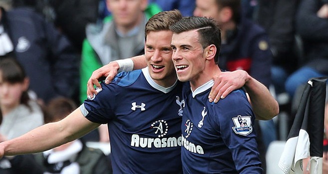 西媒：马耳他球场草坪糟糕引发莱万不满，或影响其发挥（西媒：马耳他球场草皮欠佳致莱万不满，恐影响其发挥）