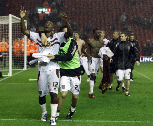 太阳vs掘金前瞻：两队同为背靠背，阵容厚度成比赛胜负手