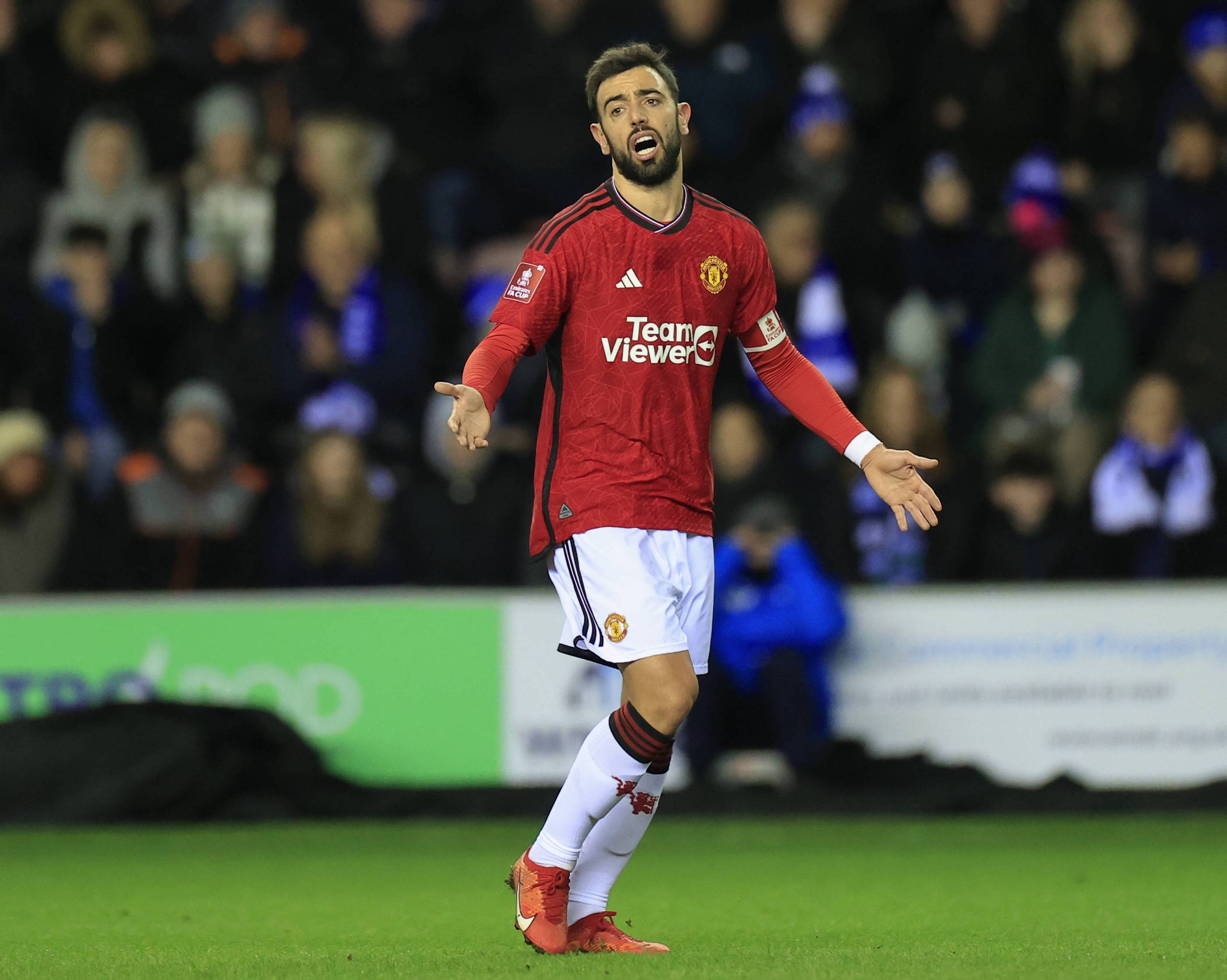 希罗半场砍20分，热火三分命中率21.1%，独行侠超5成