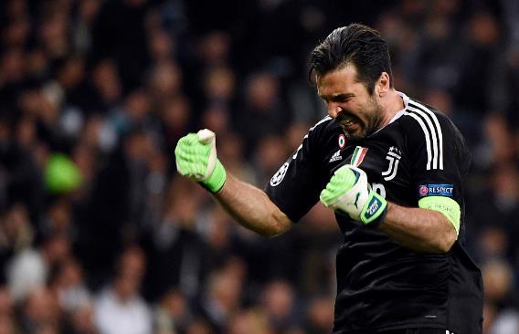 篮球湖人超级替补连续三场得分上双（湖人板凳奇兵三连场得分上双）