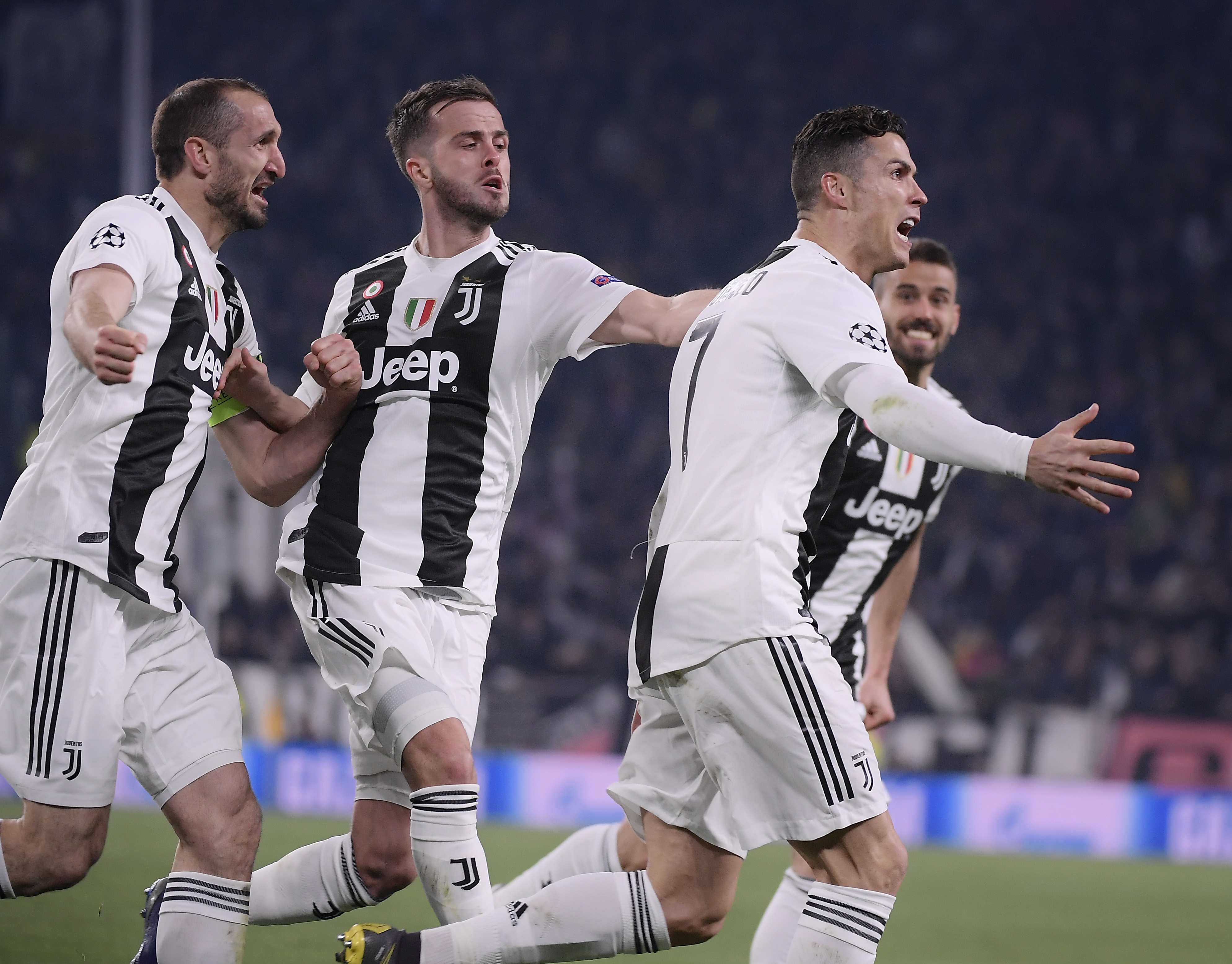 雷霆本赛季前23场净胜对手358分，创NBA历史最高纪录